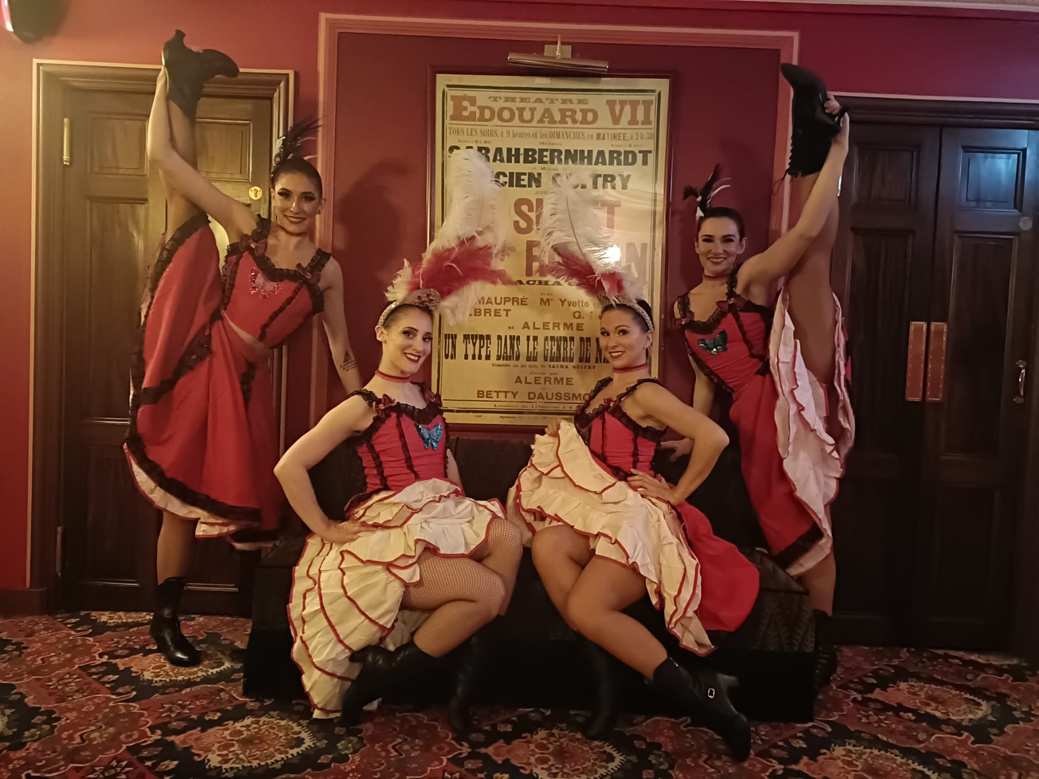 Danseuses French cancan-Animation cabaret Danseuses French cancan-Animation cabaret